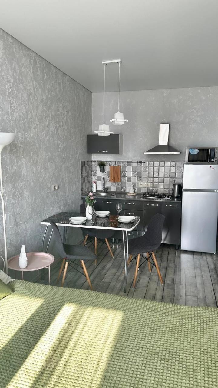 Apartamento Pirosmani 18D, 14 Floor Batumi Exterior foto